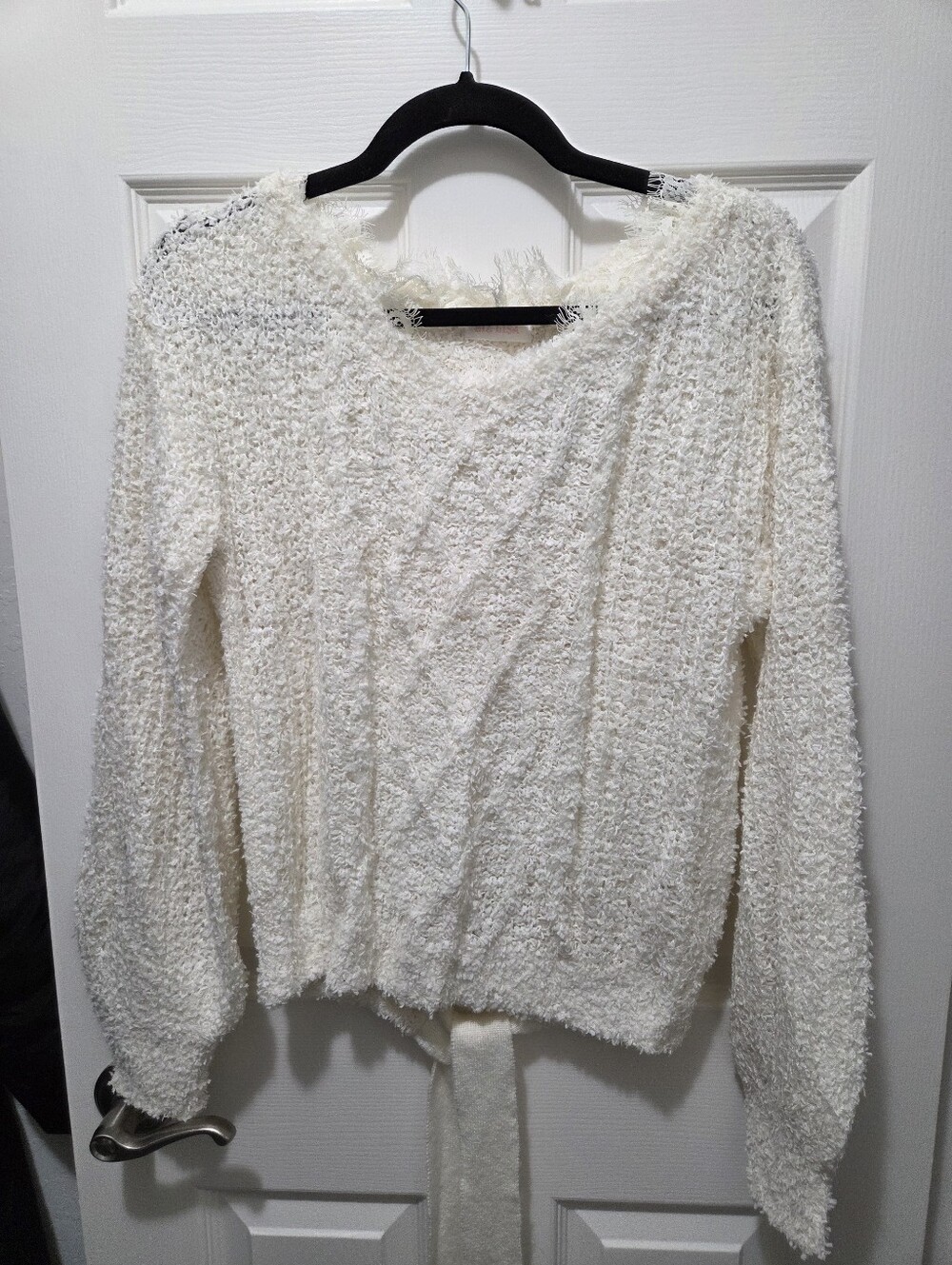 LIZ LISA Lace Collar Open Back Knit